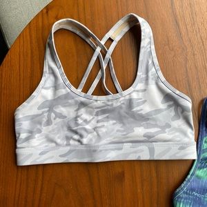 Sports bra size M
